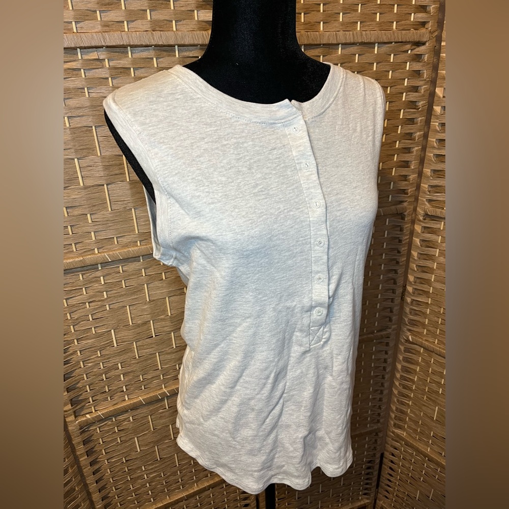 NWT BUCKETLIST Gray Henley Muscle Sleeve Top